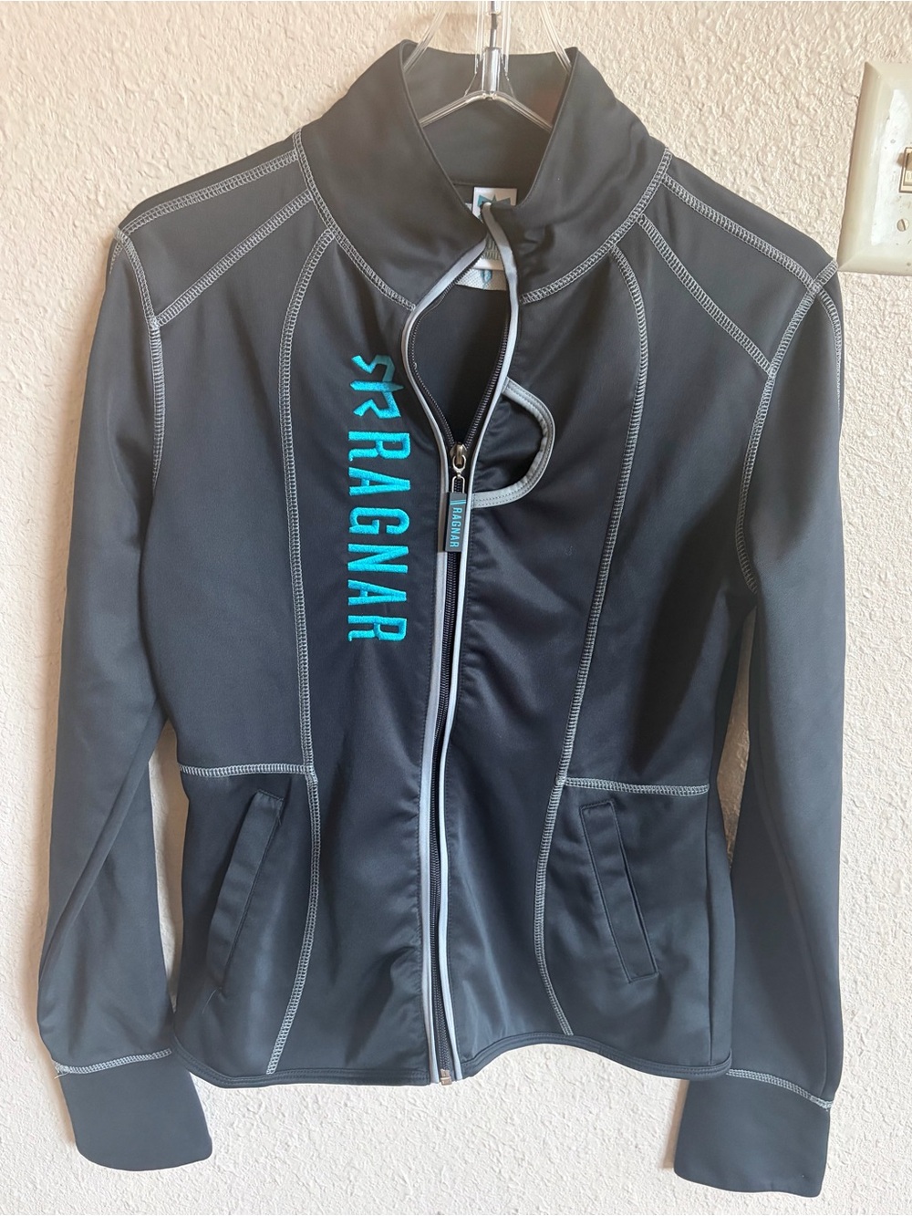 Women's Black Ragnar Active Track Zip Jacket with Teal Logo size Small black VGC